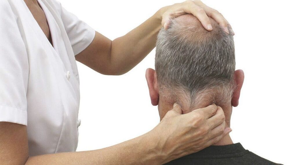 Esecuzione di un massaggio terapeutico al collo